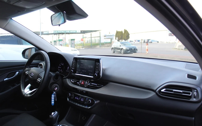 Hyundai I30 cena 88400 przebieg: 22697, rok produkcji 2022 z Chełm małe 301